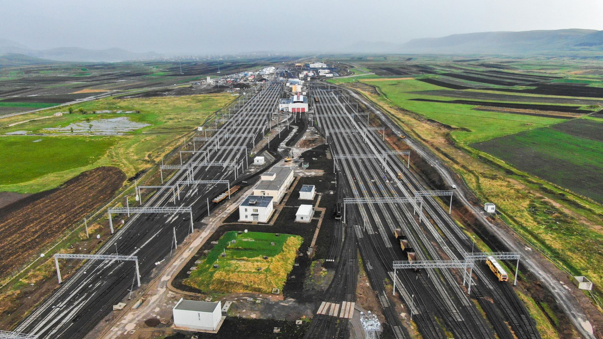 АЖД и China Railway